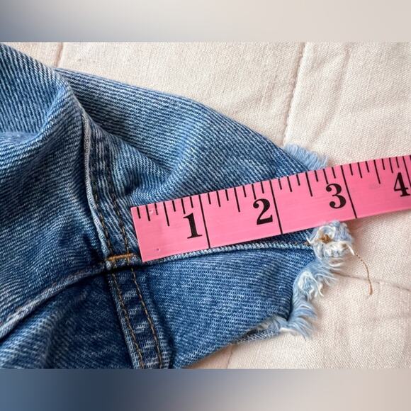 Madewell 100% Cotton Distressed Relaxed Denim Short in Homecrest Wash - 27 - Picture 9 of 12